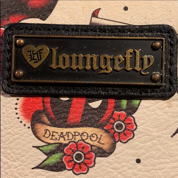 loungefly deadpool wallet